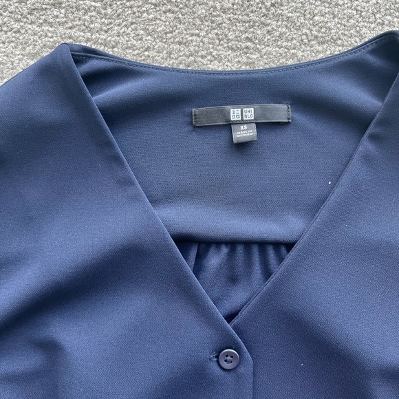 UNIQLO CREPE JERSEY LONG SLEEVE MIDI DRESS - Picture 4 of 7